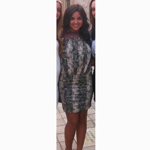 TAKING BEST OFFER ‼️ Snake Print Dress